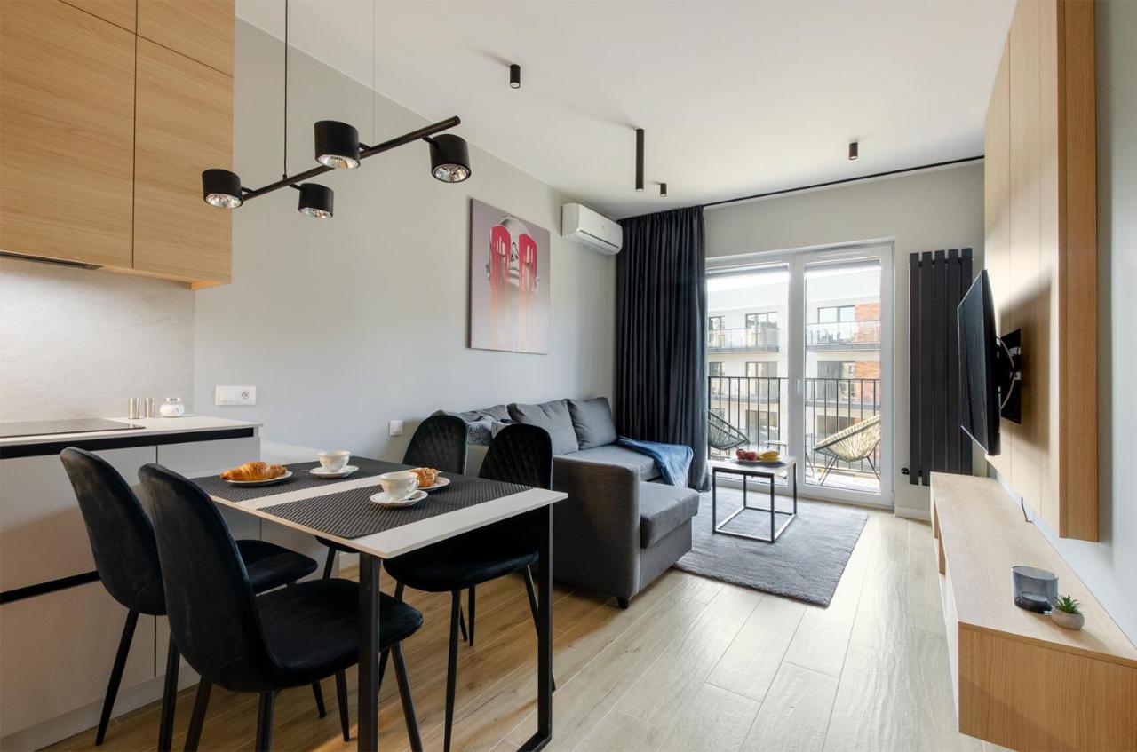 Apartament Manufaktura Centrum Z Klimatyzacja วูดช์ ภายนอก รูปภาพ
