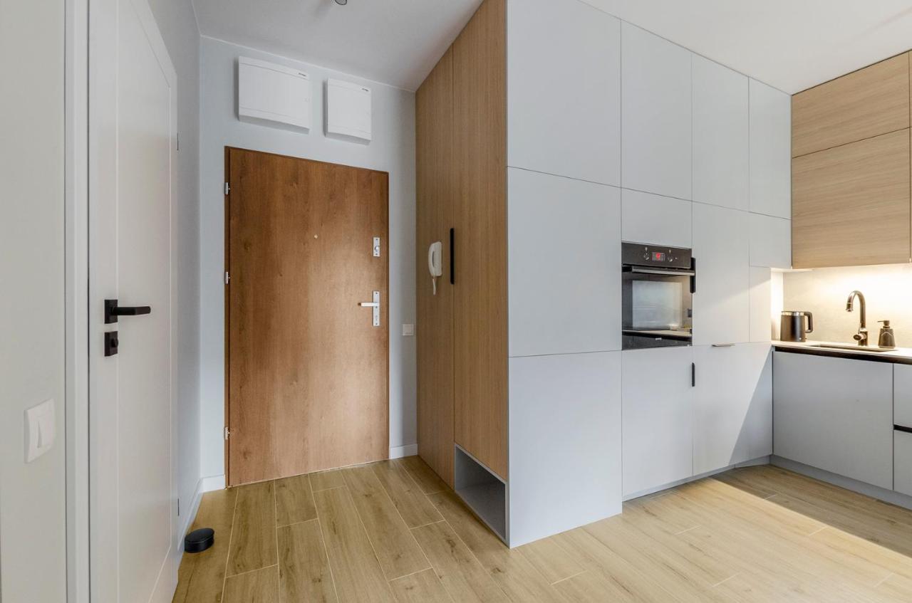 Apartament Manufaktura Centrum Z Klimatyzacja วูดช์ ภายนอก รูปภาพ
