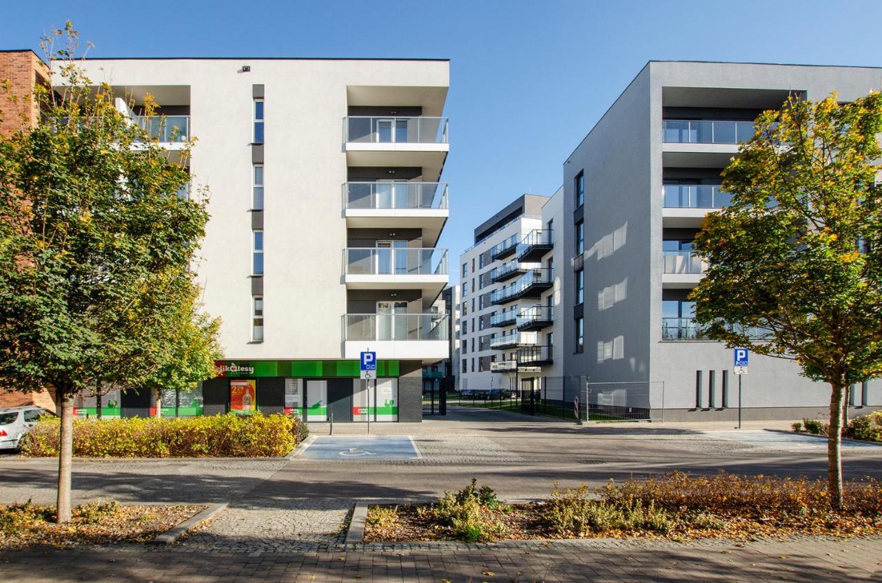 Apartament Manufaktura Centrum Z Klimatyzacja วูดช์ ภายนอก รูปภาพ